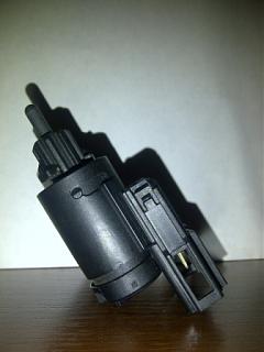 Неисправность стоп-сигналов-img-20121117-00094.jpg