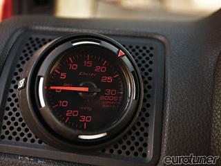 Самодельный датчик температуры двигателя (фотоотчет).-eurp-1110-10-2006-vw-gti-boost-gauge.jpg