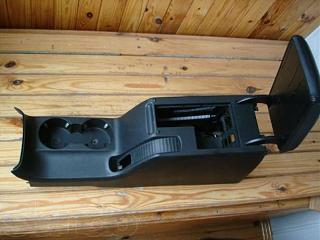 Подлокотник от Caddy Life / Touran-78860549_2_644x461_podlokotnik