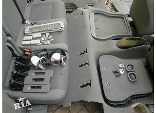 Переделка грузовика в пассажира-b_u_vnutrennye_komponenty_kuzova_sydene_legkovoy_volkswagen_caddy_pass_sedan_2009__12555375f.jpg