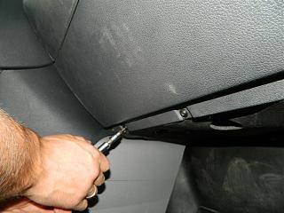Замена (установка) бардачка от VW Caddy Life 2011-2012гг.-dscn3937.jpg