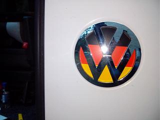эмблема VW на решётку радиатора-img_20130830_193749.jpg