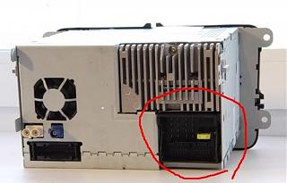 разьем в RCD 300/310-0_4d1a4_a7f55c59_l.jpg