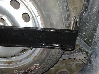 Крепление запаски Caddy-12052013411.jpg