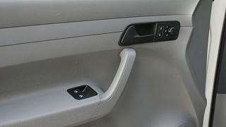 VW Caddy Combi 1,9TDI+DSG 2007 почти full-dsc00297.jpg