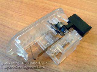 Замена (установка) бардачка от VW Caddy Life 2011-2012гг.-1j0947311.jpg
