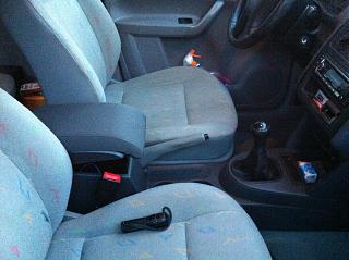 Замена (установка) бардачка от VW Caddy Life 2011-2012гг.-img_0564.jpg
