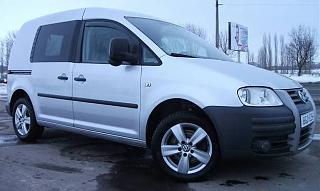 Декоративная накладка переднего бампера-volkswagen_caddy_gruz__73424024f.jpg