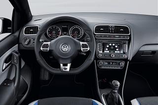 Обшивка руля кожей-201203121028_volkswagen_polo_bluegt_inside.jpg