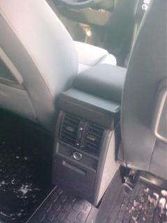 Подлокотник от Caddy Life / Touran-zobrazhennya0731.jpg