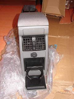 Подлокотник от Caddy Life / Touran-dsc01543.jpg