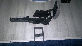 Подлокотник от Caddy Life / Touran-2014-04-17-1163.jpg