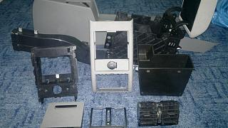 Подлокотник от Caddy Life / Touran-2014-04-17-1161.jpg