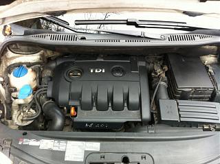 FAQ: Установка декоративной крышки двигателя BLS 1.9 TDI-img_3940.jpg