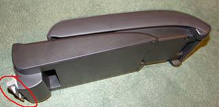 Подлокотник от Caddy Life / Touran-1.jpg