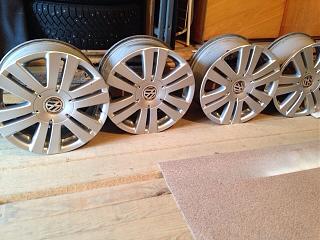 Белый-белый Кэдди в новой, четвёртой шкуре: 2,0 CFHC 140л.с. DSG6-disochki.jpg