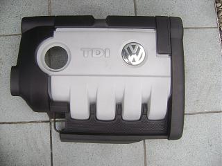 Крышка  на двигатель 2.0 TDI-2466197901.jpg