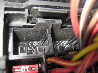Как к штатному RCD 300 приобщить MP3 и какой???-img_5269.jpg