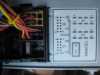 Как к штатному RCD 300 приобщить MP3 и какой???-img_5272.jpg